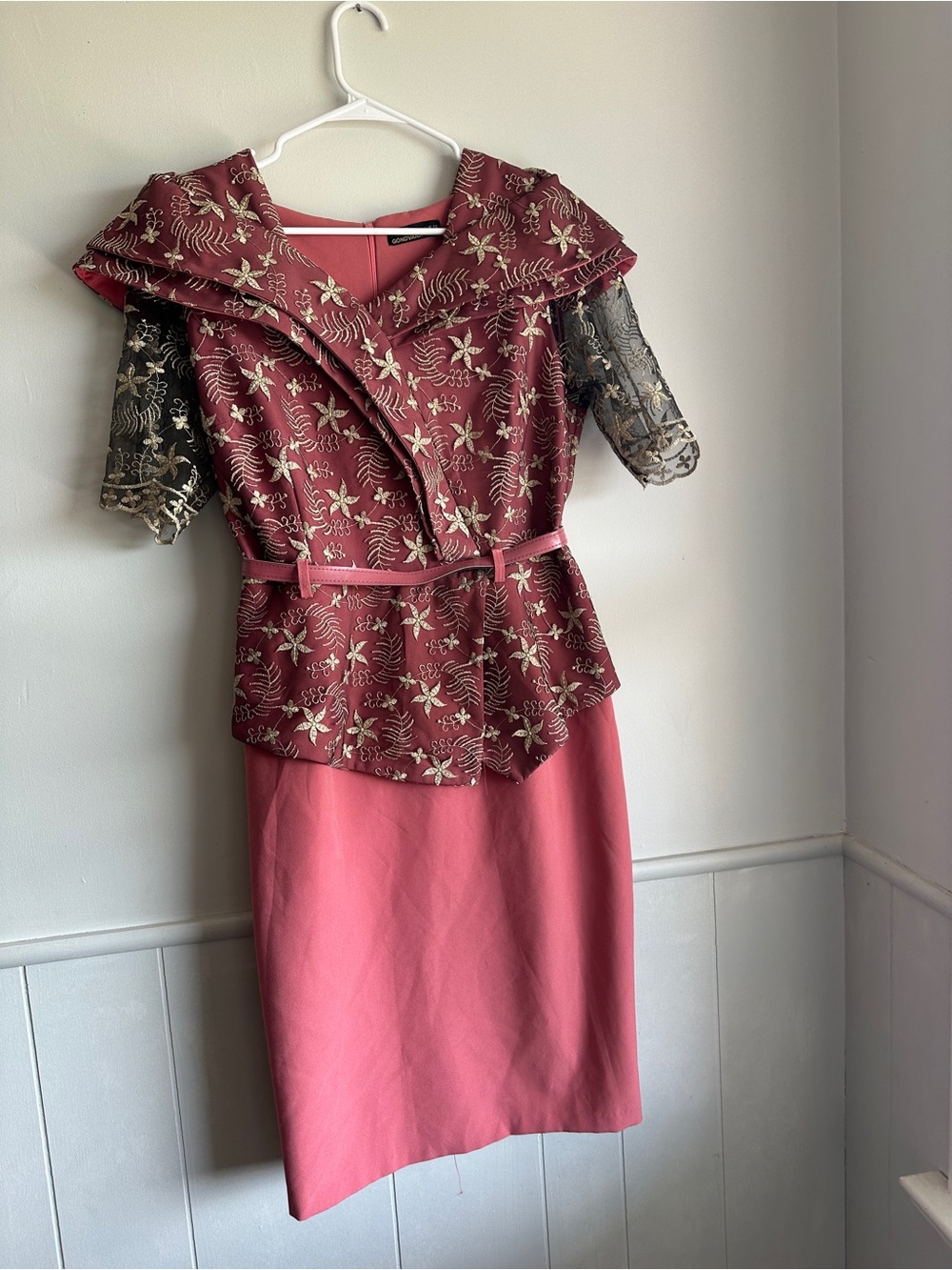 Gondvana Mauve Rose Embroidered Lace Peplum Portrait Collar Dress 12